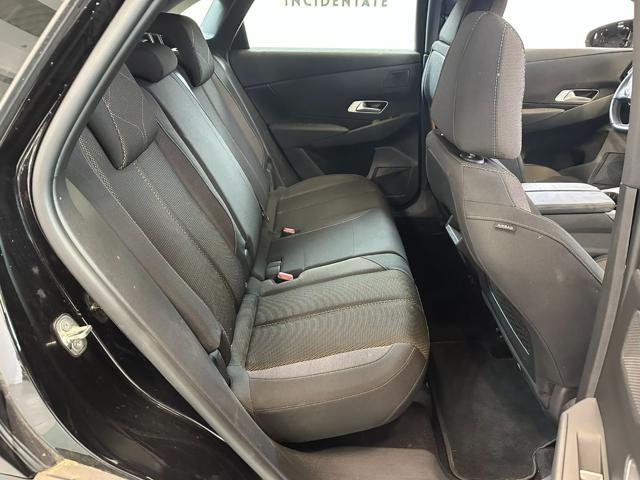 DS AUTOMOBILES DS 7 CROSSBACK BLUEHDI 130 AUT. BASTILLE BUSINESS