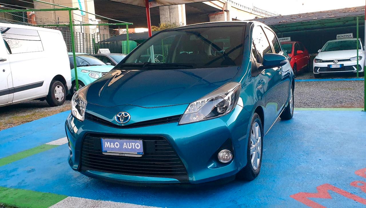 TOYOTA YARIS 1.5 BENZINA/IBRIDA FULL OPTIONAL KM 71 MILA