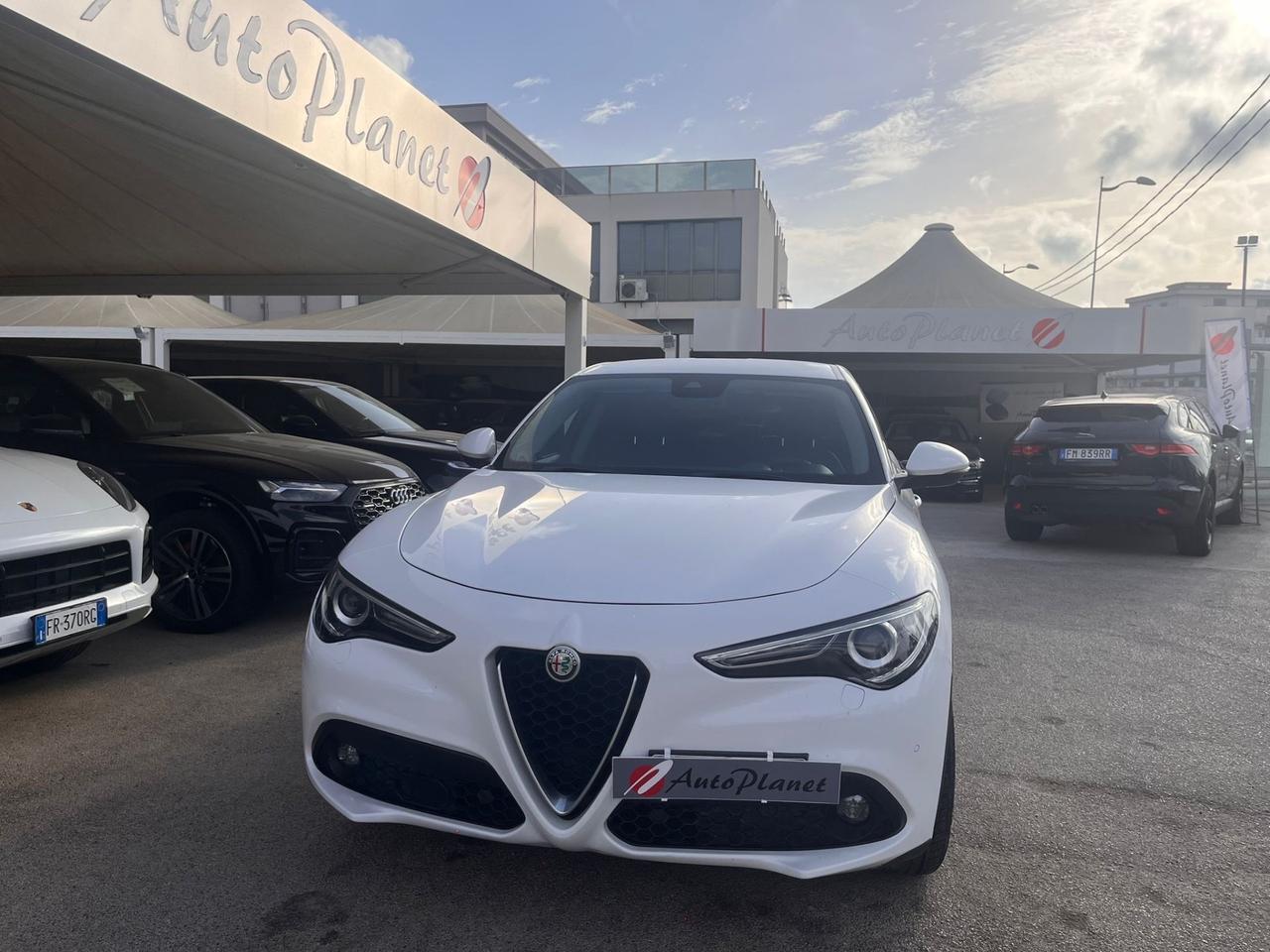 Alfa Romeo Stelvio 2.2 Turbodiesel 210 CV AT8 Q4 Executive