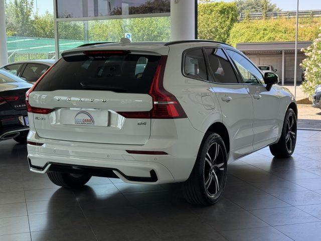 VOLVO XC60 B4 (d) Mild Hybrid 197cv Aut. Plus Dark R-Design