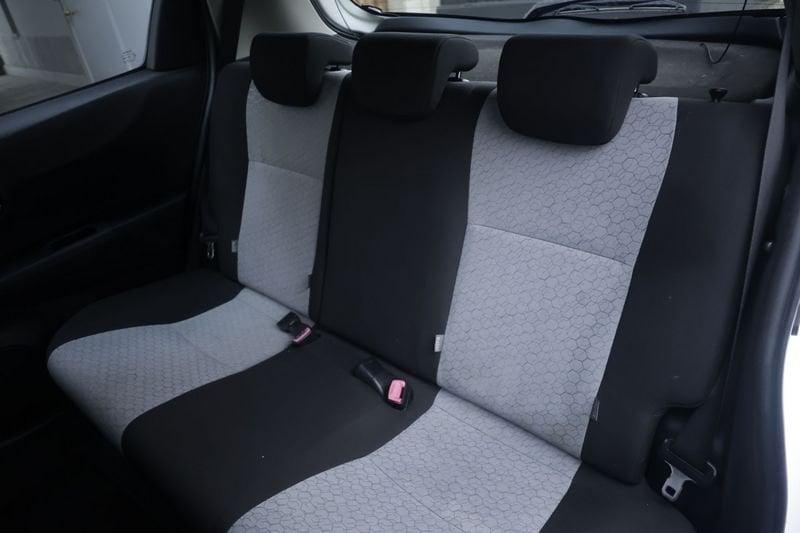 Toyota Yaris Toyota Yaris 1.0 5 porte 51KW ANNO 2011