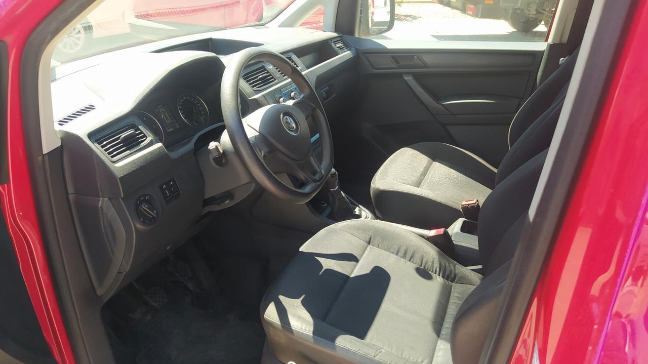 VOLKSWAGEN CADDY 4X4 TDI