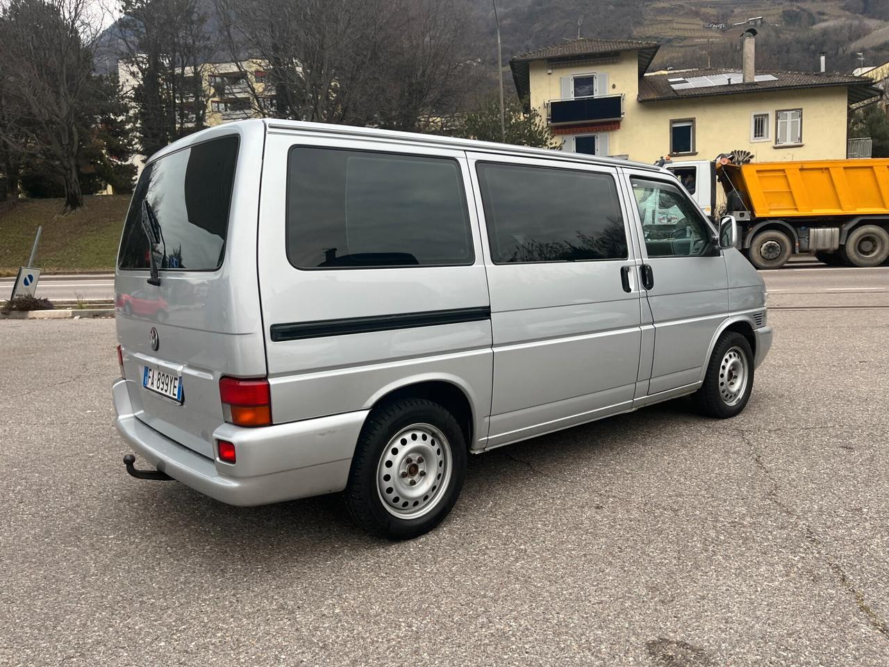 VW MULTIVAN T4 151 CV/PS