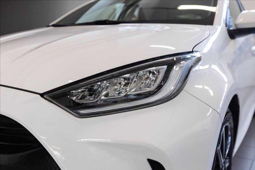 TOYOTA Yaris 1.5h Business del 2021