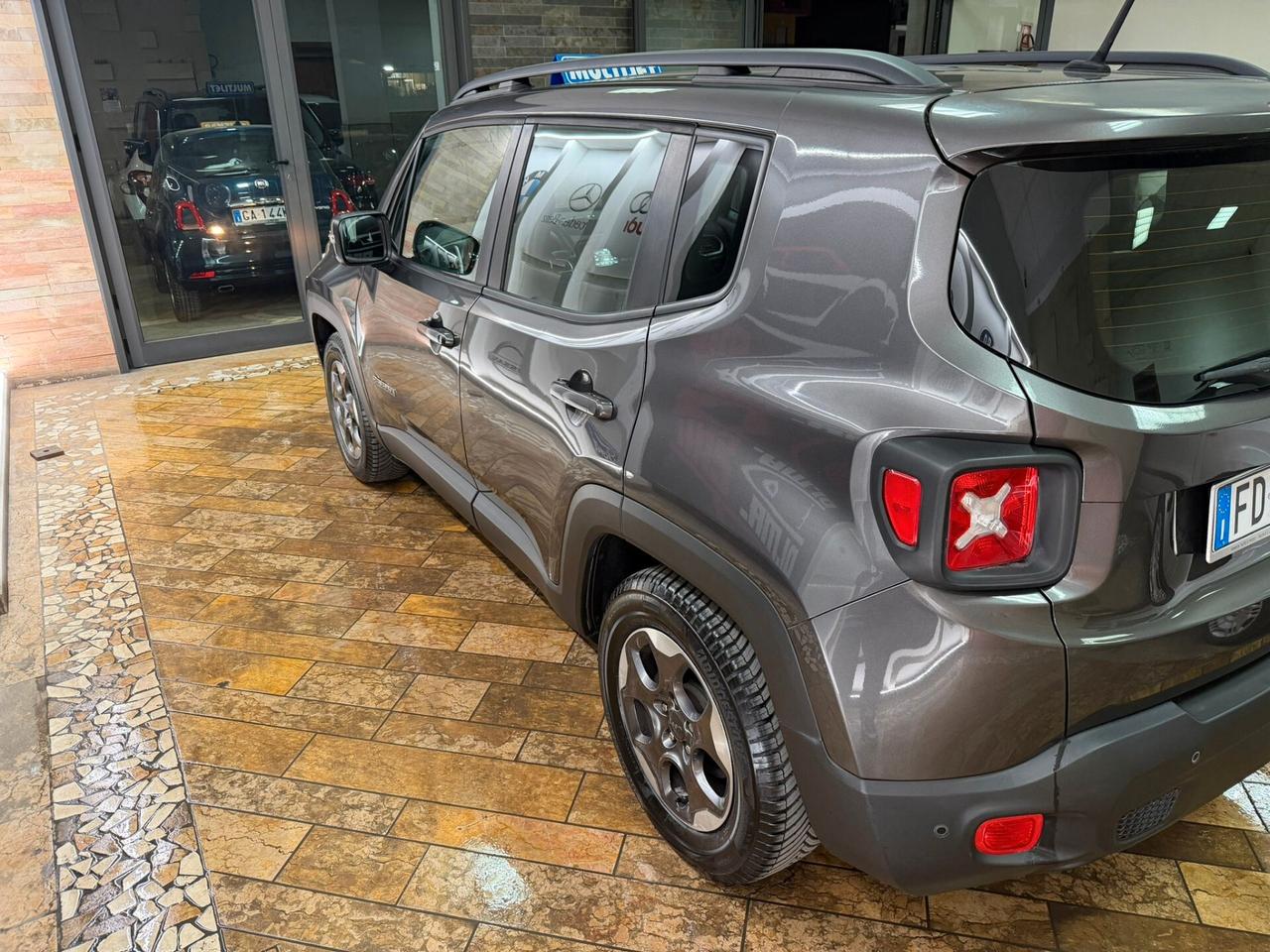 Jeep Renegade 1.6 Mjt 120 CV soli 104000 km