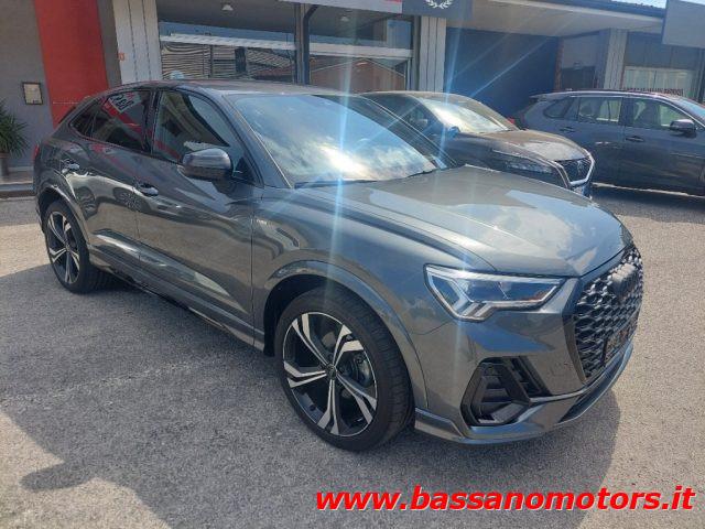 AUDI Q3 SPB 35 TFSI S tronic S line edition Identity Black