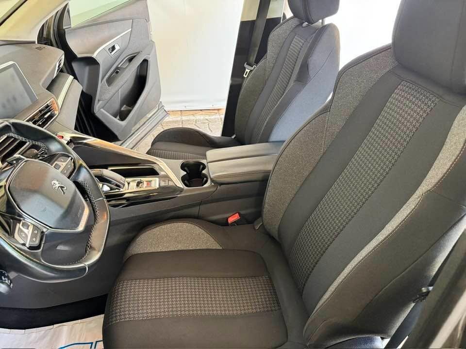 Peugeot 3008 BlueHDi 130 S&S EAT8 Business