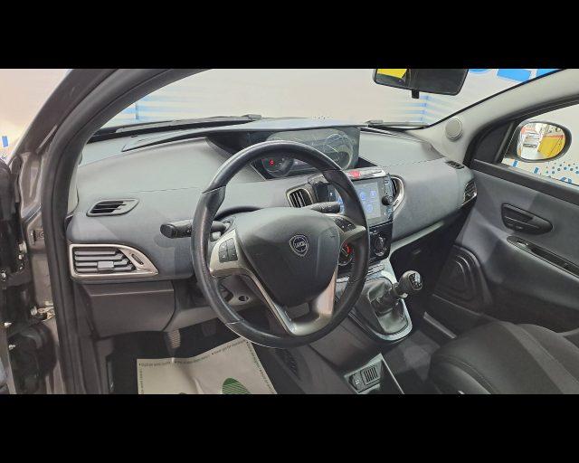 LANCIA Ypsilon 1.0 hybrid 70cv Gold s&s 5 posti