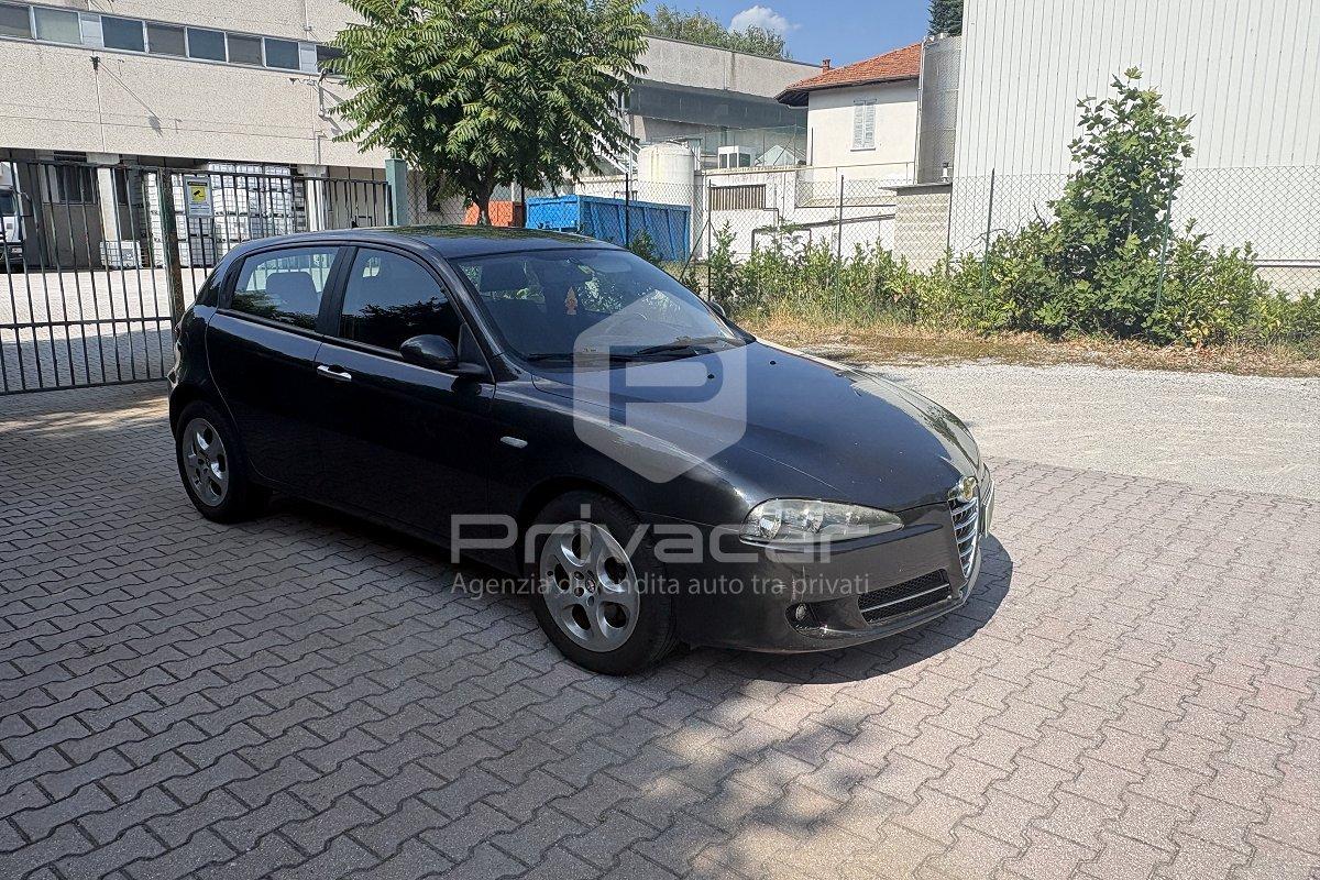 ALFA ROMEO 147 1.6 16V TS 5 porte Distinctive