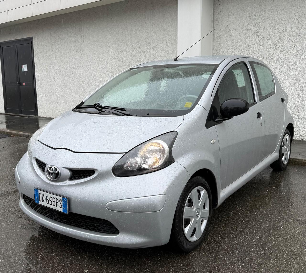 Toyota Aygo 1.0 12V VVT-i 5 porte Griffe