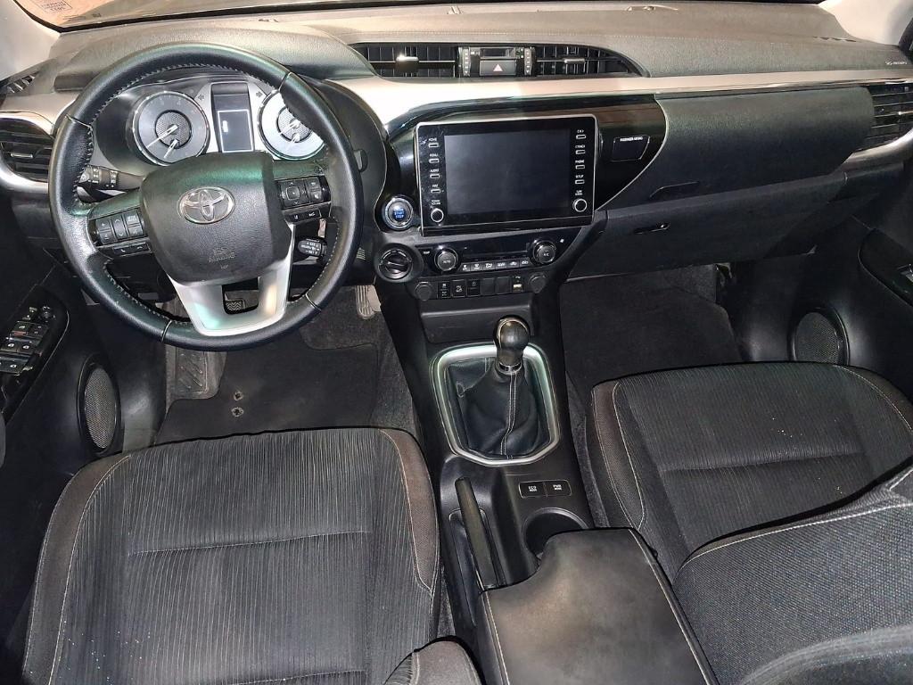 TOYOTA Hilux 2.4 d-4d C&C 4x4 Double cab Executive