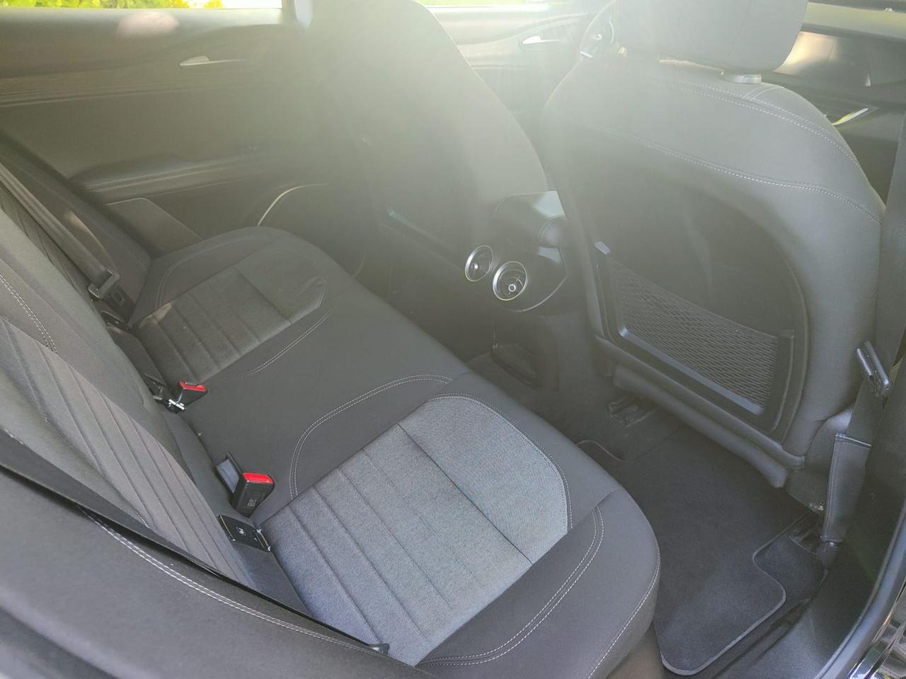 Alfa Romeo Stelvio 2.2 TD Business Q4 190 #10819