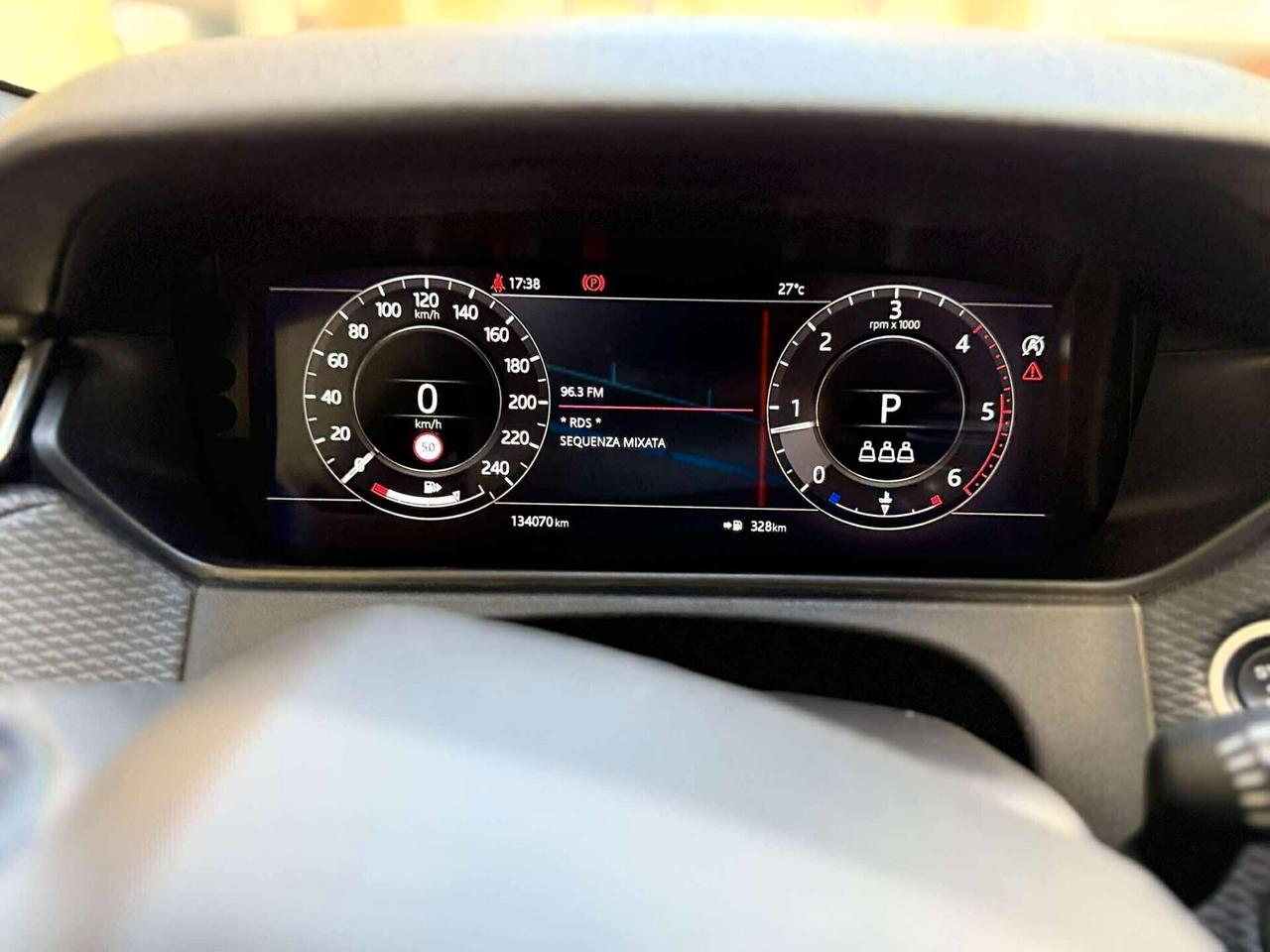 Land Rover Range Rover Velar Range Rover Velar 2.0D I4 180 CV R-Dynamic HSE