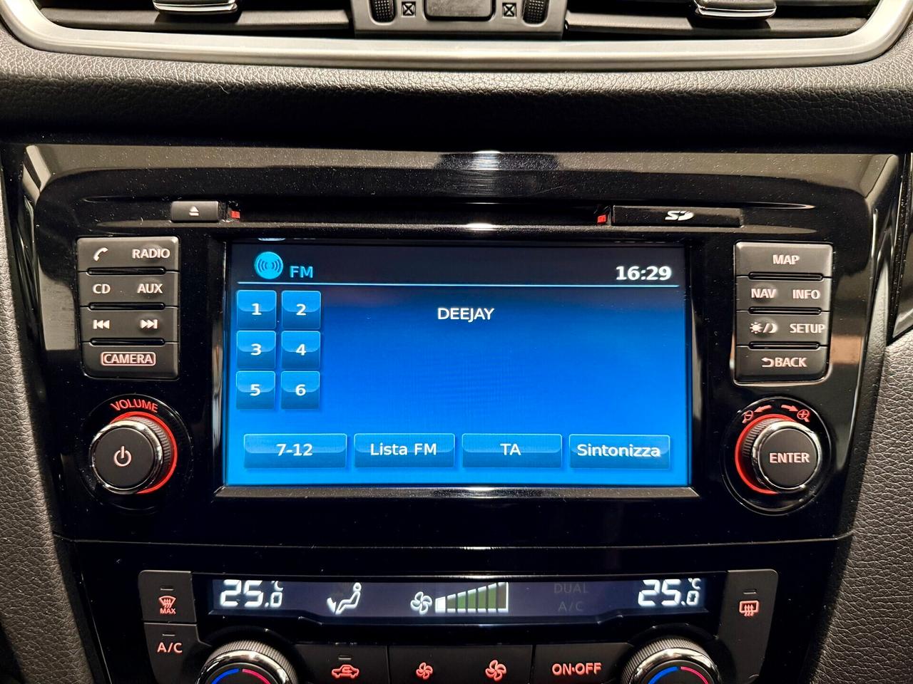 Nissan Qashqai 1.5 dCi Business