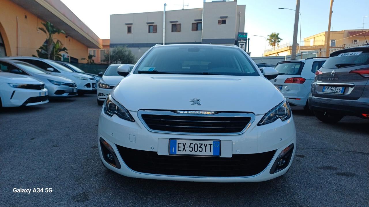 Peugeot 308 1.6 e-HDi 115 CV Stop&Start Allure