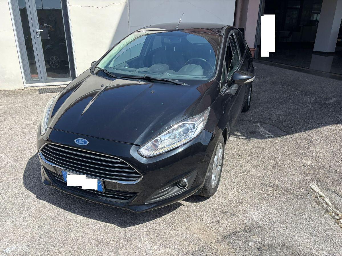 FORD Fiesta 1.5 TDCi 75CV 5p. Titanium