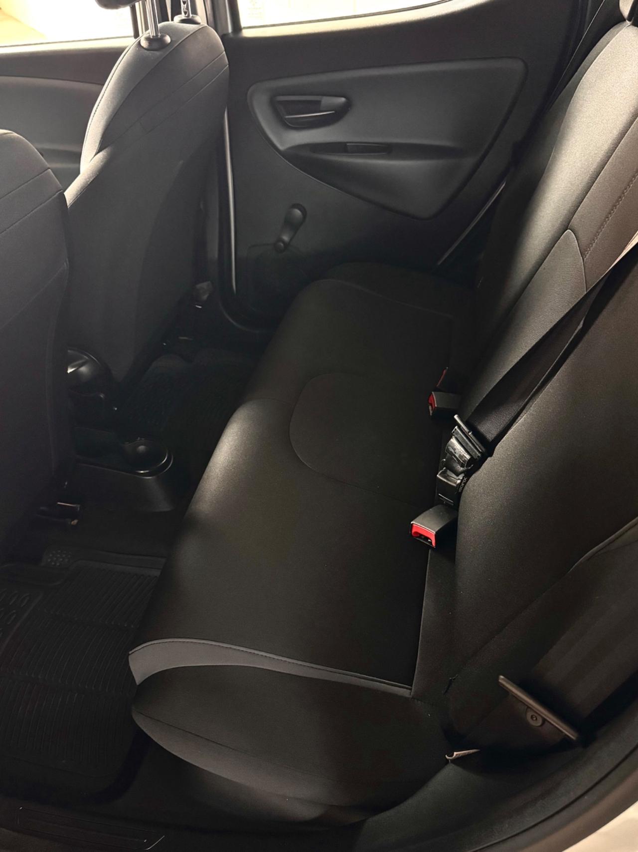 Lancia Ypsilon 1.2 69 CV 5 porte GPL Ecochic Platinum