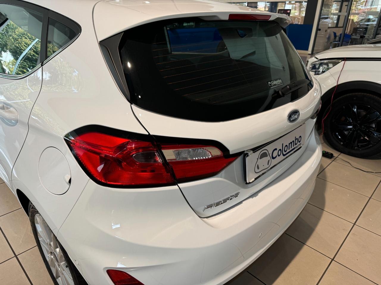 Ford Fiesta 5p 1.1 Titanium 75cv Led App conn Cam 16" (Neopat)