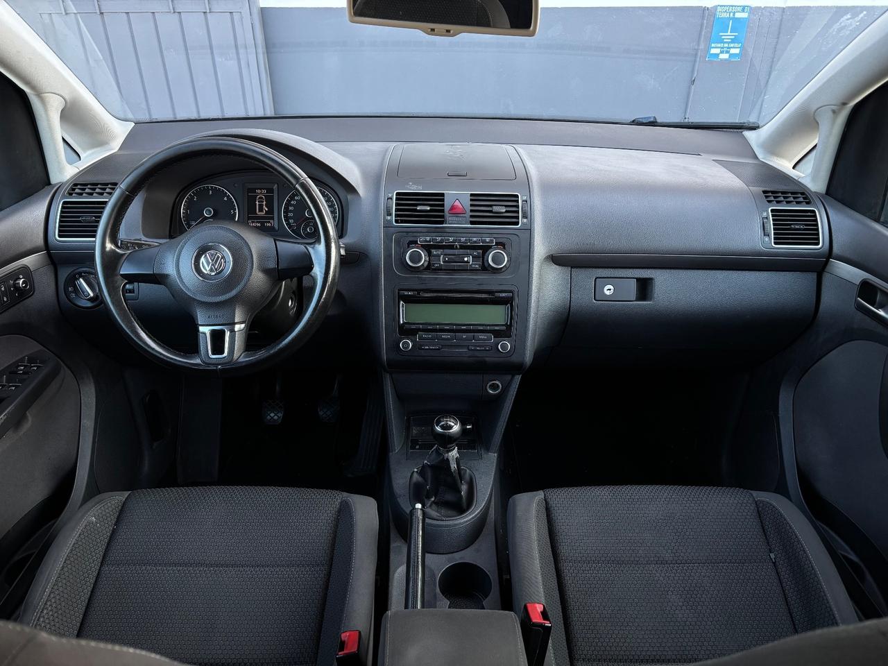 Volkswagen Touran 1.6 TDI.7 posti.Problemi motore