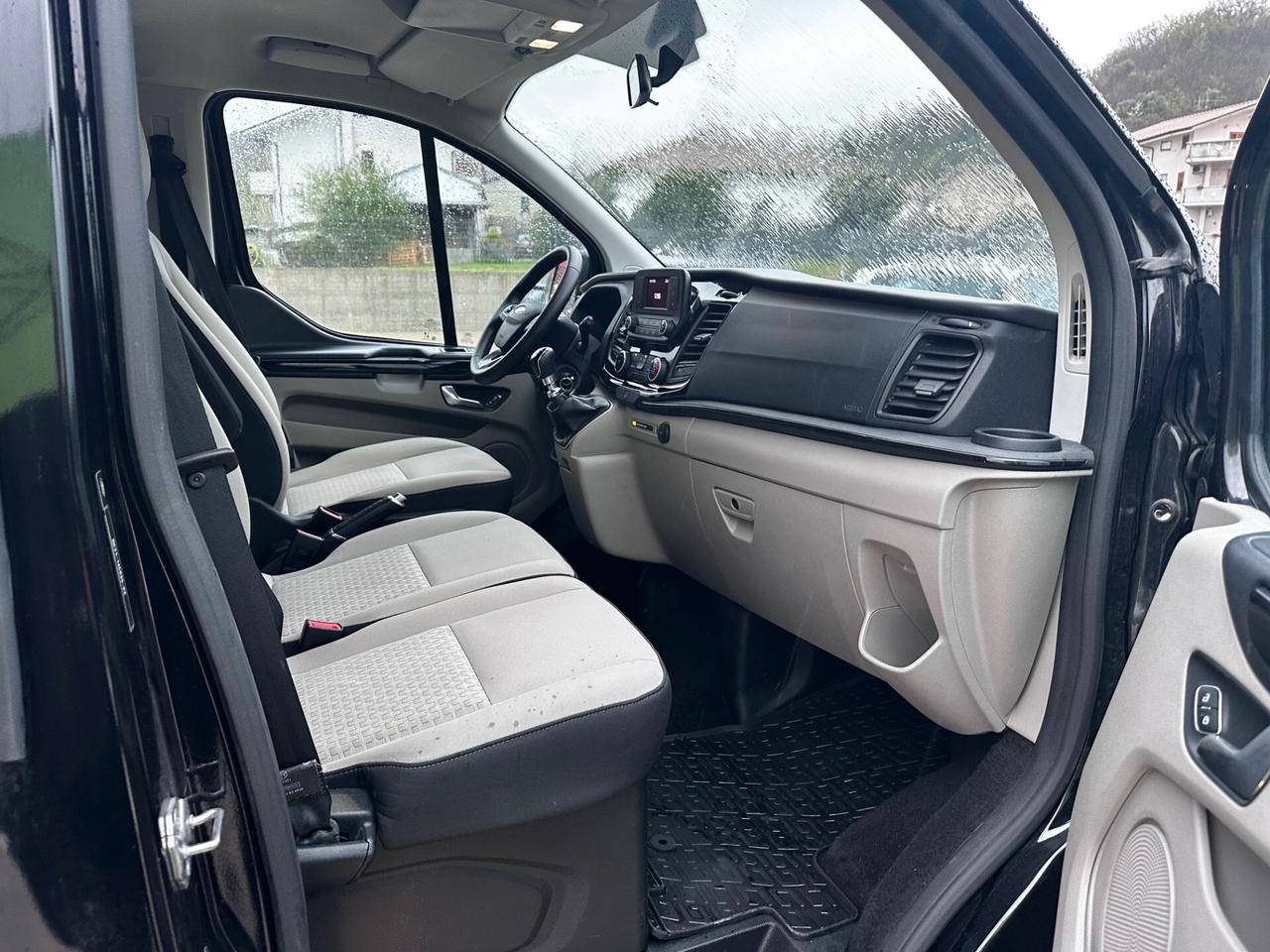 Ford Transit Custom 320 2.0TDCI 9 POSTI