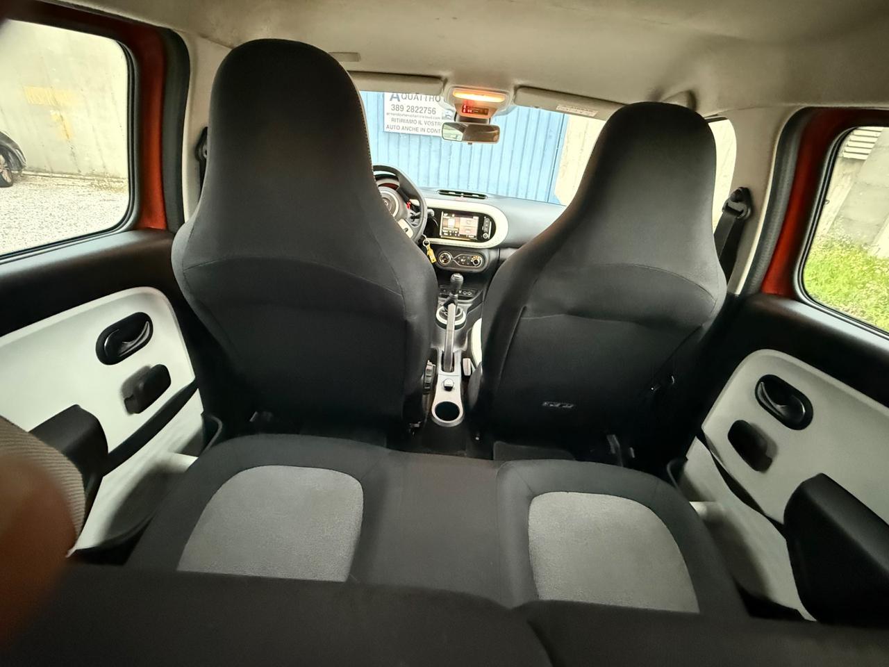 Renault Twingo SCe 65 CV Urban Night