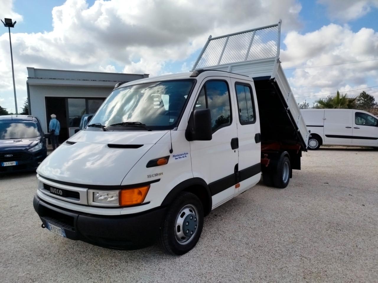 Iveco Daily 35C10 DOPPIA CABINA CON RIBALTABILE TRILATERALE