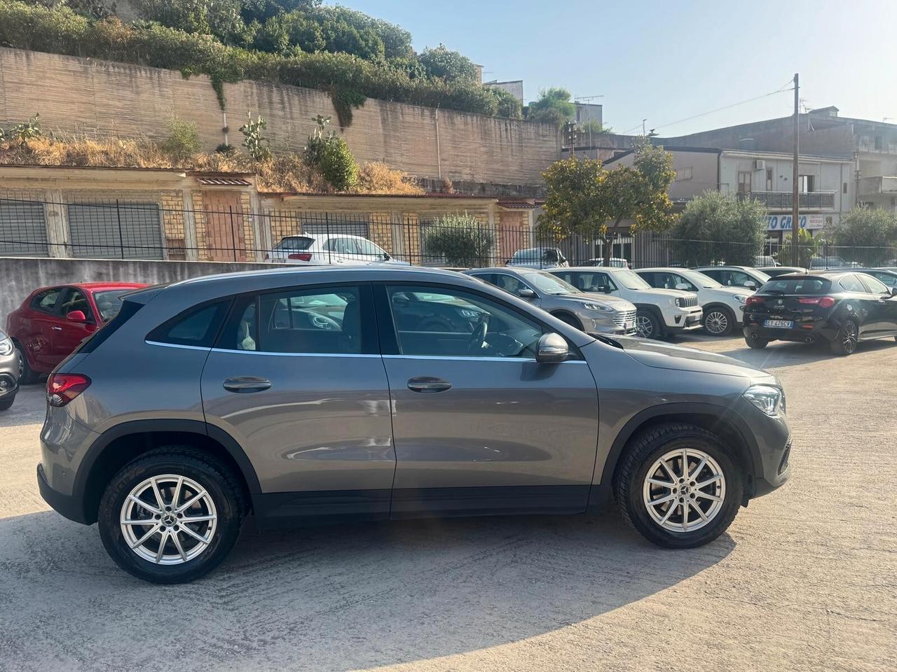 Mercedes-benz GLA 200 d Automatic Business