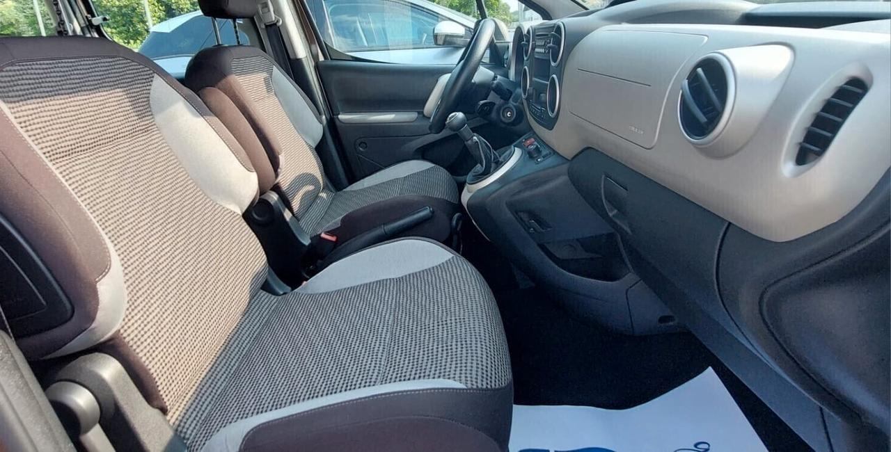 Peugeot Partner 1.6 Diesel 7 posti Neopatentati