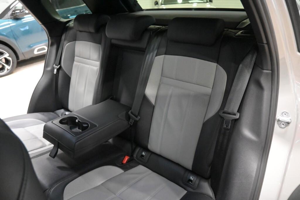 LAND ROVER EVOQUE 2.0D I4 163CV AUTO AWD R-DYNAMIC S ( FARI LED - COCKPIT - PELLE - CRUISE - TETTO PANORAMICO APR. - NAVI - MIRROR - PDC - TELECAMERA 360 - CERCHI 18 )