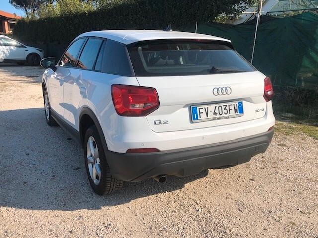 Audi Q2 30 TDI Business