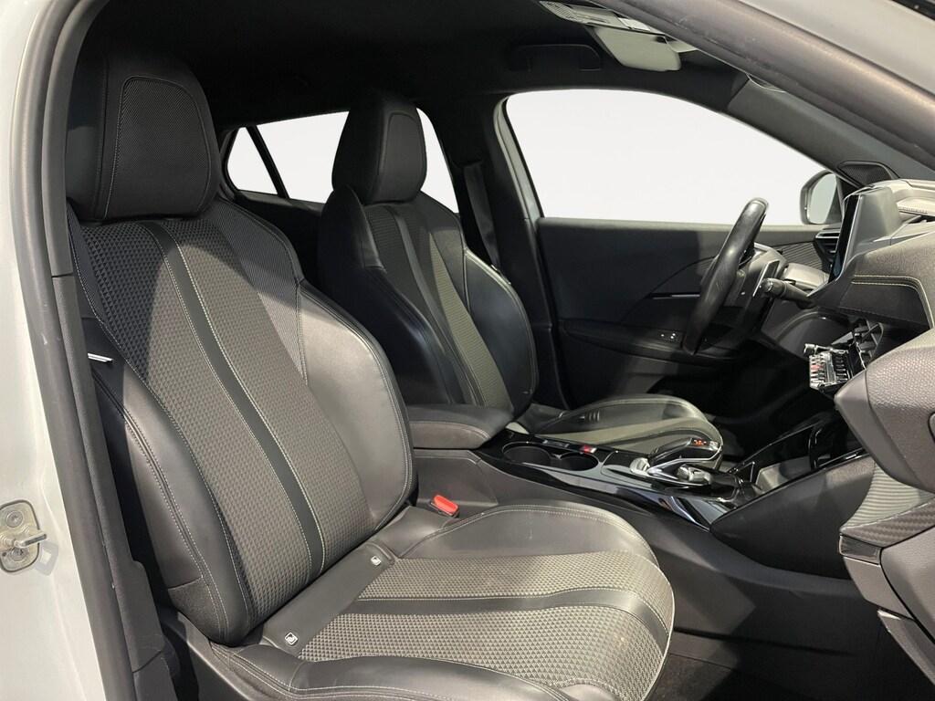 Peugeot 2008 II 2020 1.5 bluehdi 130CV Autom. GT Line