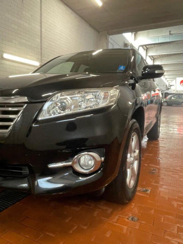 TOYOTA RAV 4 RAV4 Crossover 2.2 D-4D 150 CV DPF Exclusive