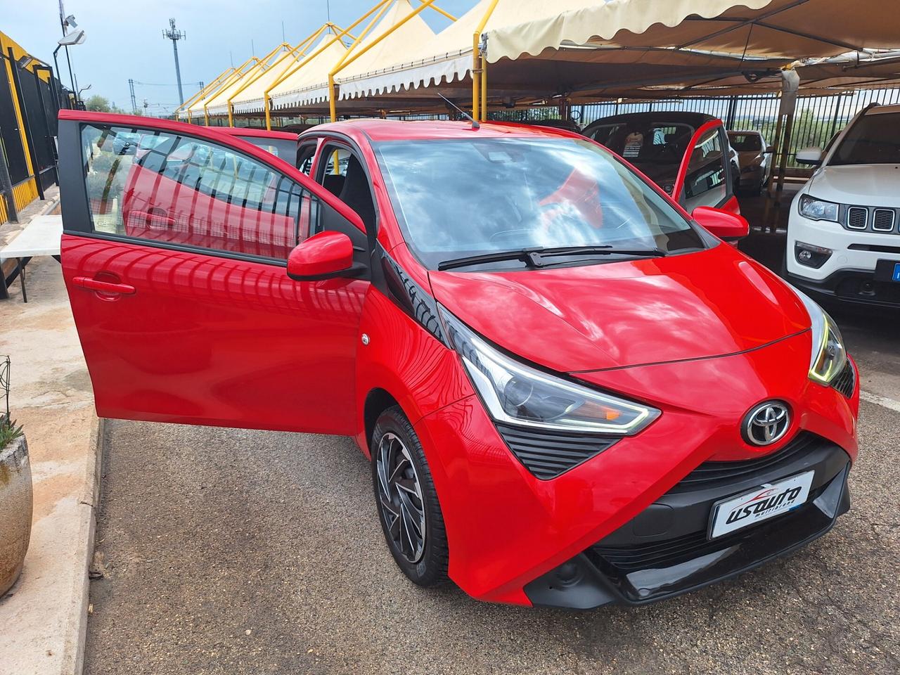Toyota Aygo 1.0 VVT-i 5 porte x-play 2019