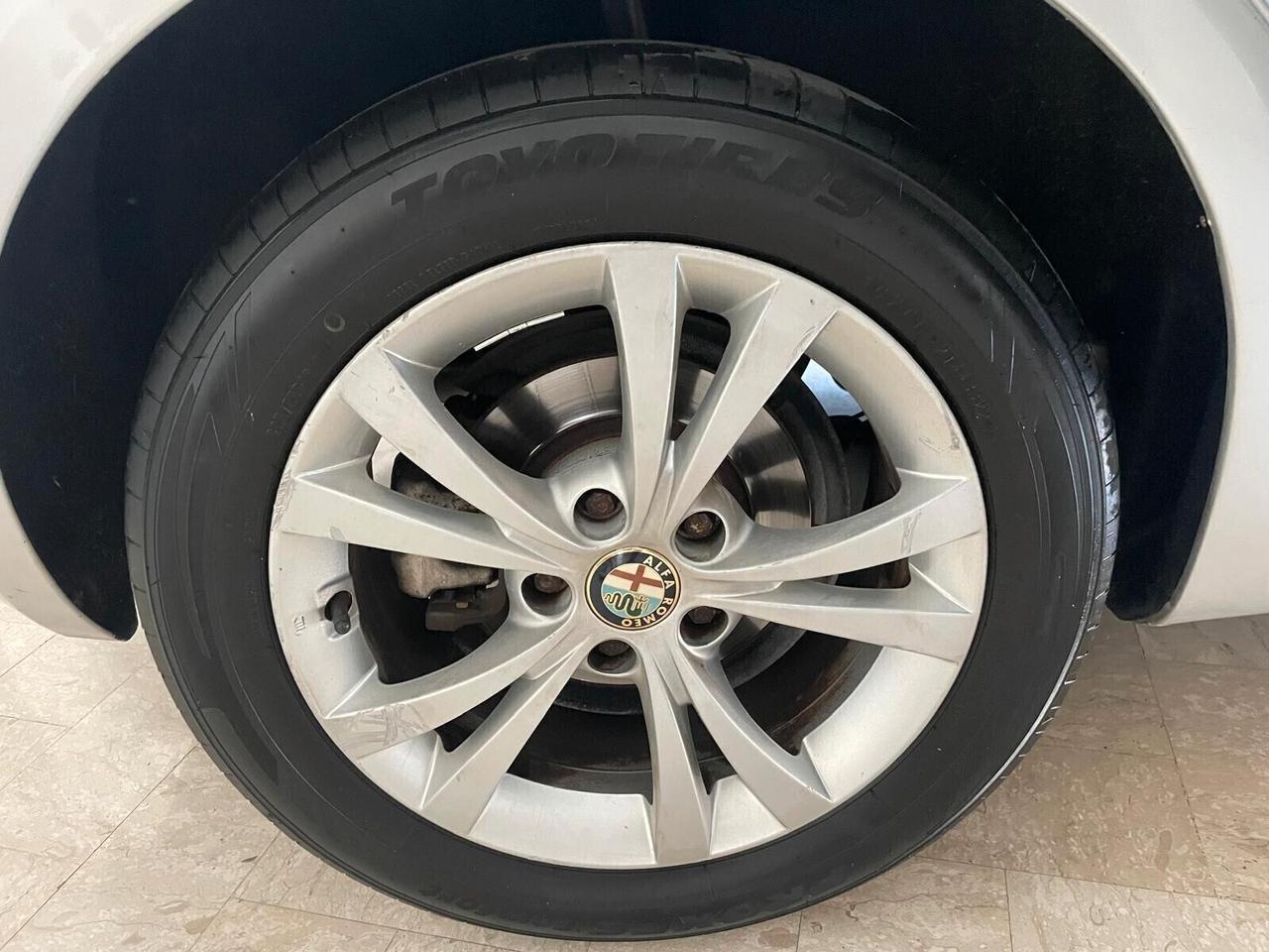 ALFA ROMEO GIULIETTA 2.0 JTDM-2 140 CV DISTINCTIVE