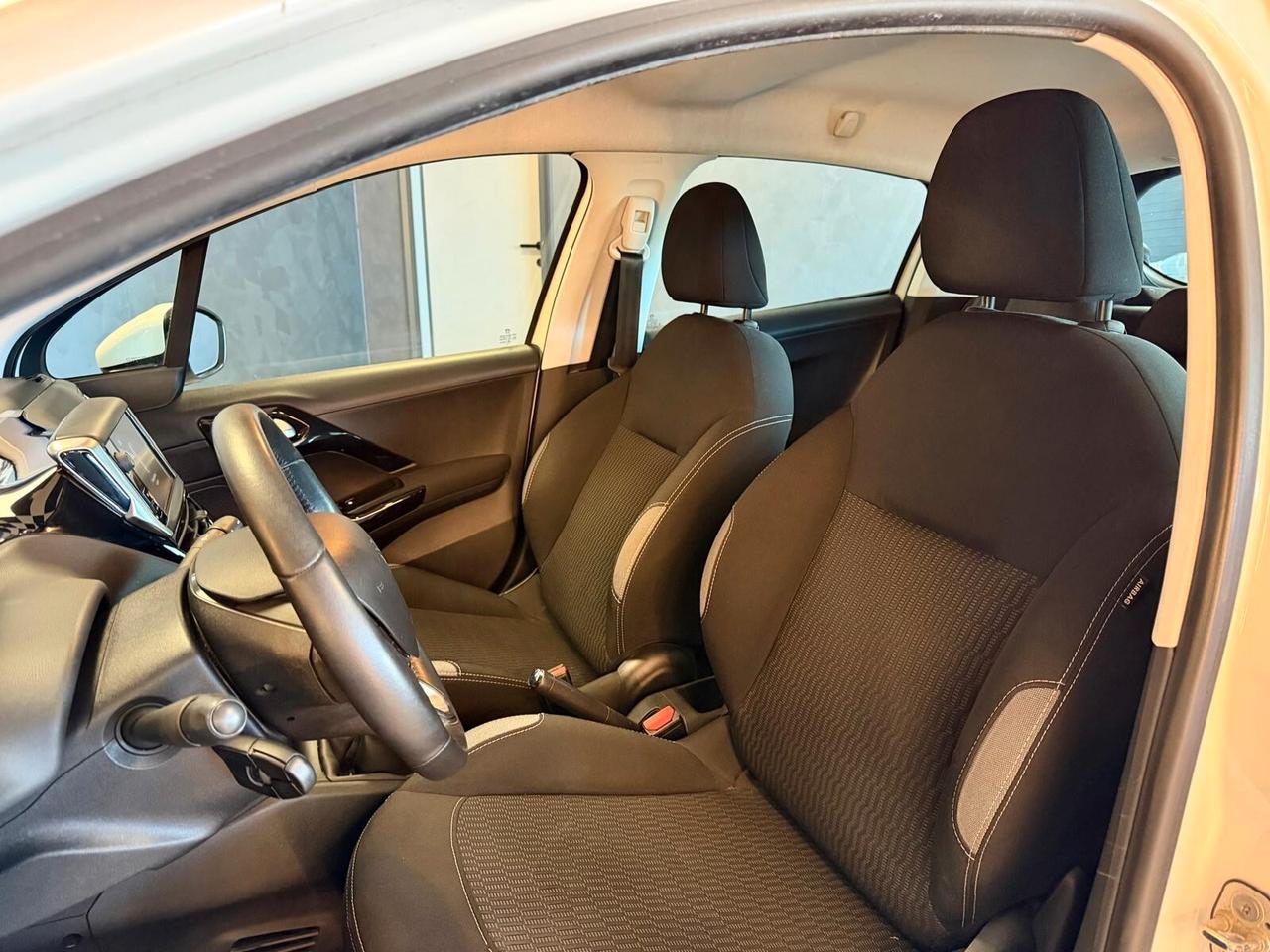 Peugeot 208 BlueHDi 75 S&S 5 porte Active