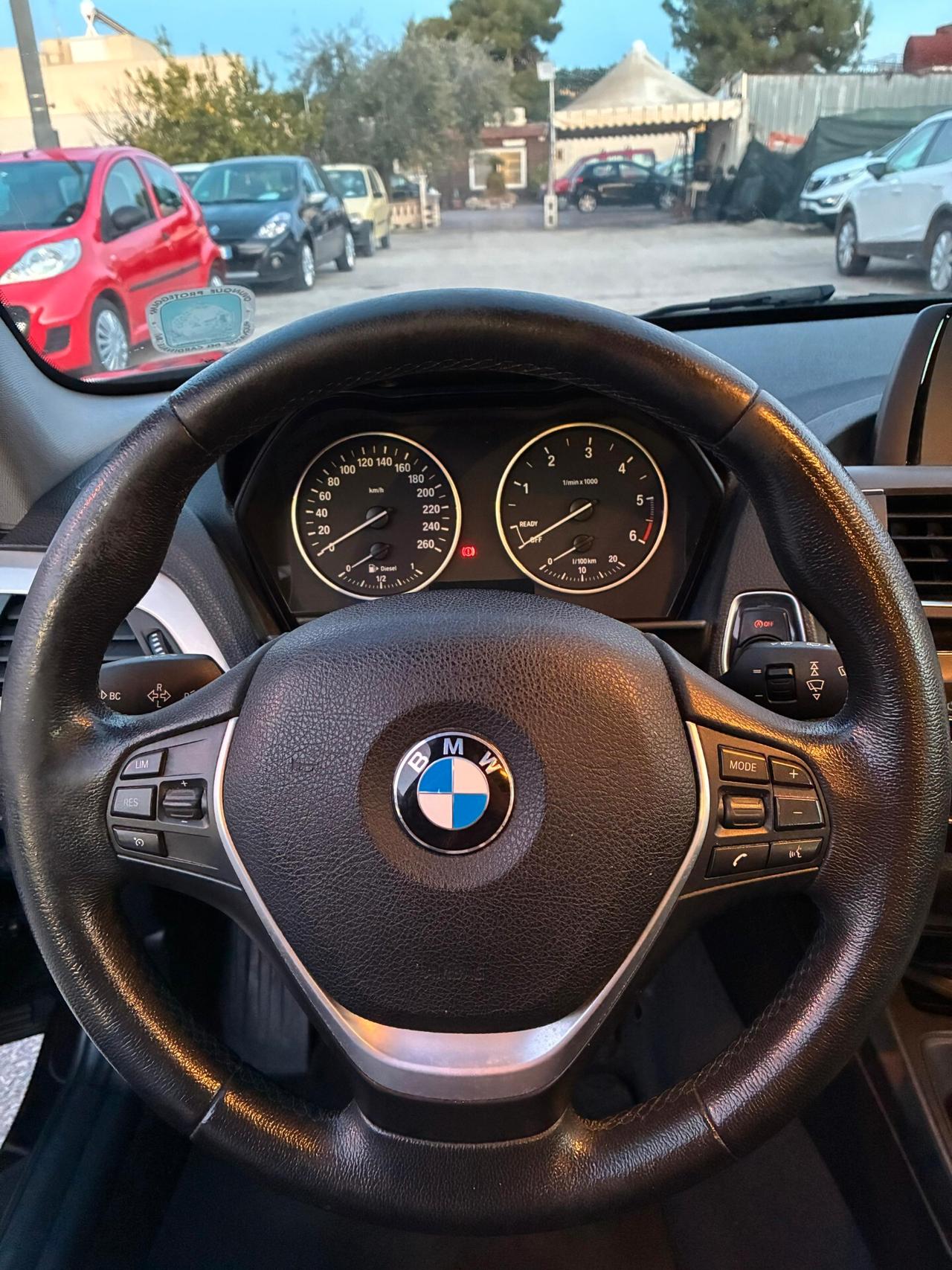 Bmw 114 114d 5p. Advantage