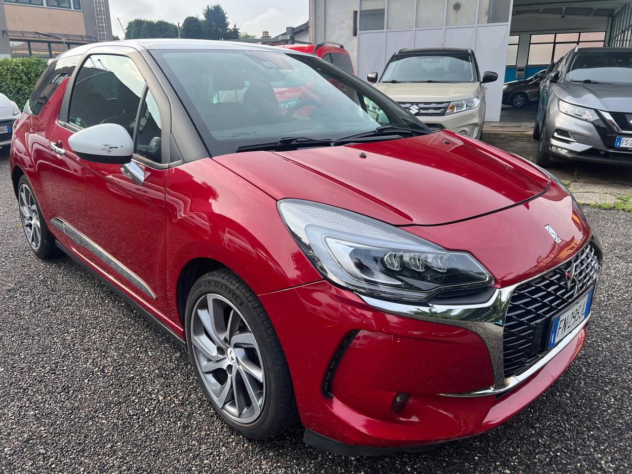 Ds DS3 DS 3 BlueHDi 120 Ines De La Fressange