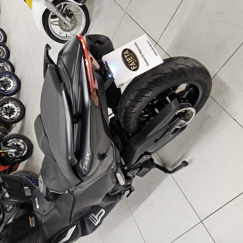 Yamaha T-Max 560 - 2022
