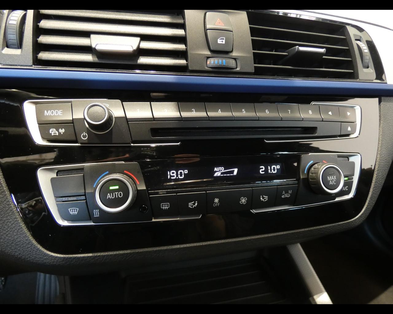 BMW Serie 1 (F20) - 118i 5p. Msport
