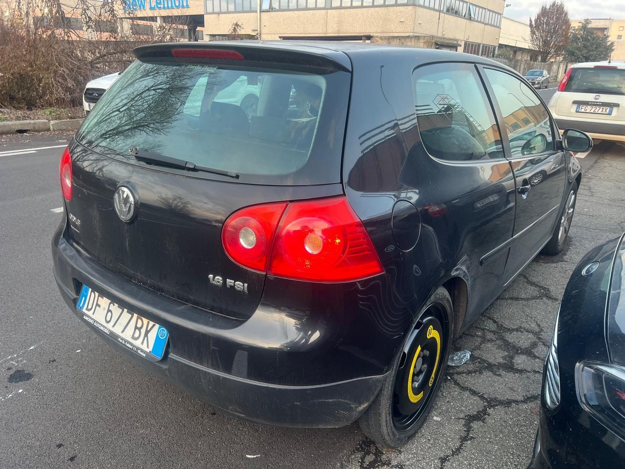 Volkswagen Golf 1.6 16V FSI 3p. Sportline