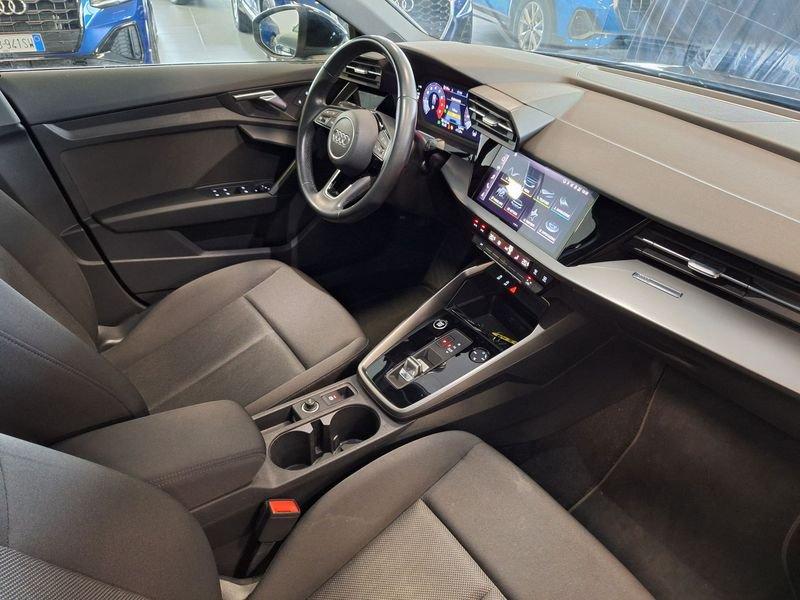 Audi A3 Sportback 30 g-tron S tronic Business Advanced
