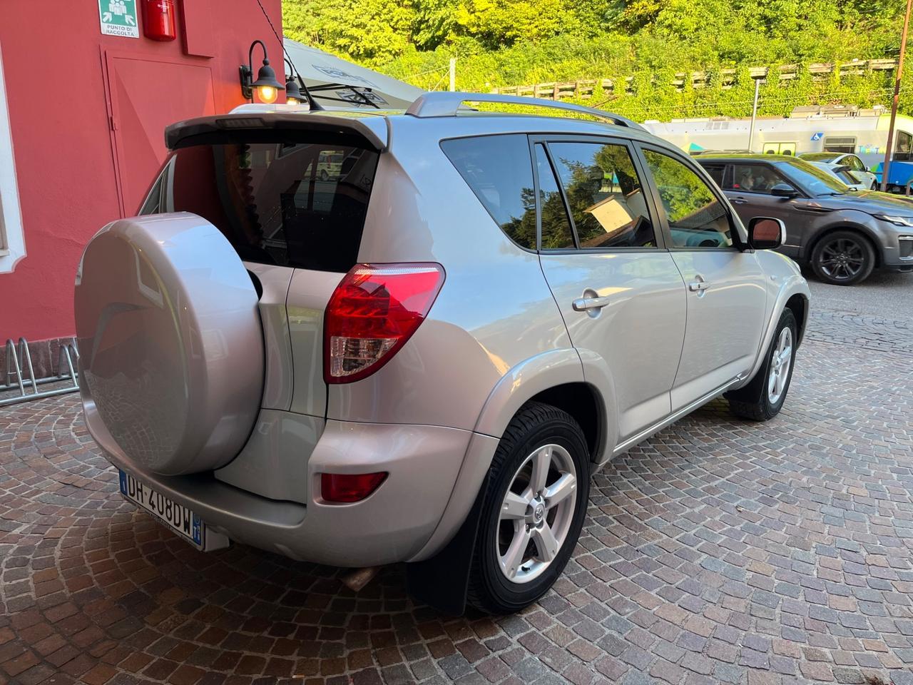 Toyota RAV 4 - 2.2 D-4D 177 CV