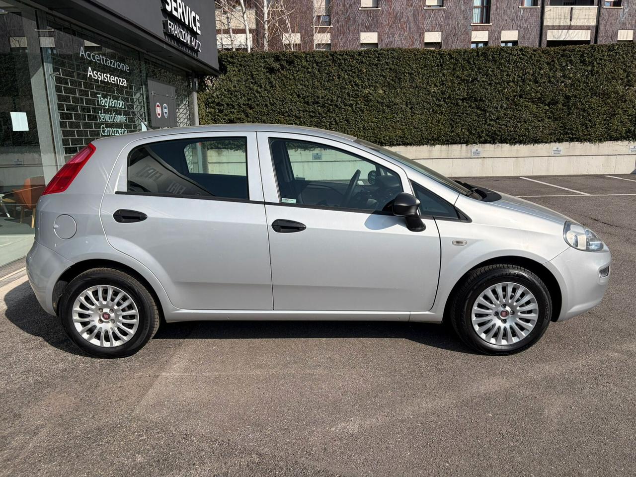 Fiat Punto 1.4 8V 5 porte Easypower Street
