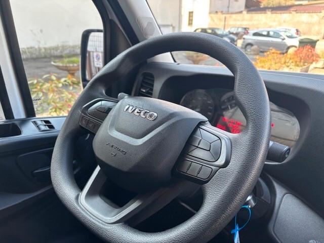IVECO DAILY 35 S12 L2 H2 (SOLO 37.000 km)