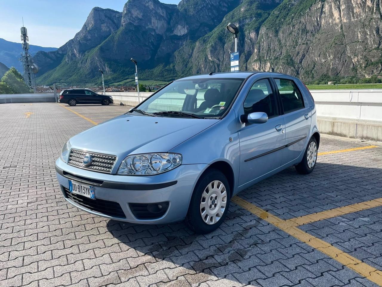 Fiat Punto o.k. neopatentati solo 60.000km
