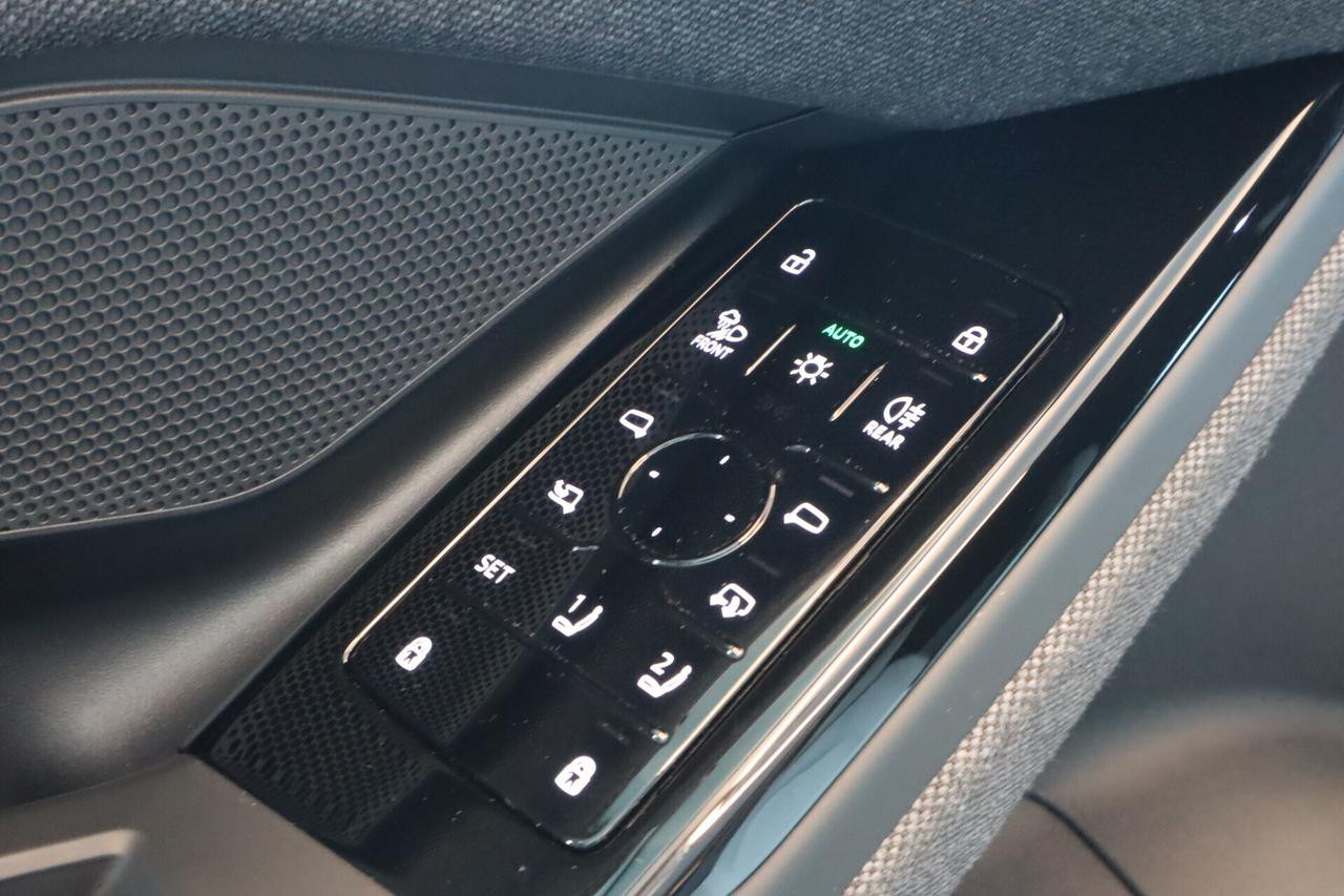 Audi A6 e-tron Avant Performance 367CV S-LINE MATRIX 360° 21"