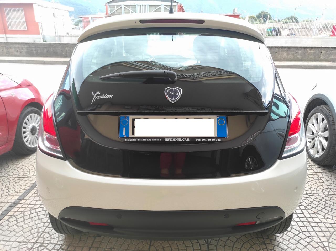 Lancia Ypsilon 2016 0.9 TwinAir Benzina metano LEGA SENSORI BLUETOOTH