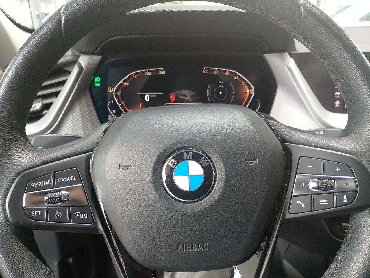 Bmw 116d 5p. Business Advantage