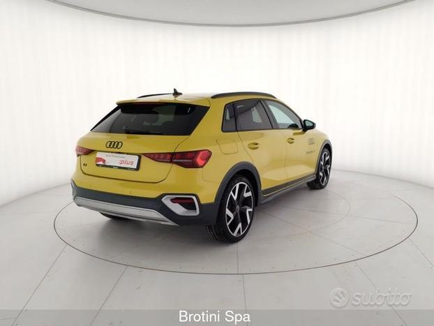 Audi A3 allstreet 35 TFSI S tronic Identity C...
