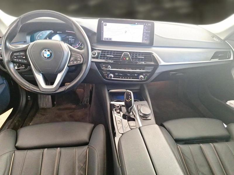 BMW 530 XDRIVE LUXURY AUTO TOURING STATION WAGON